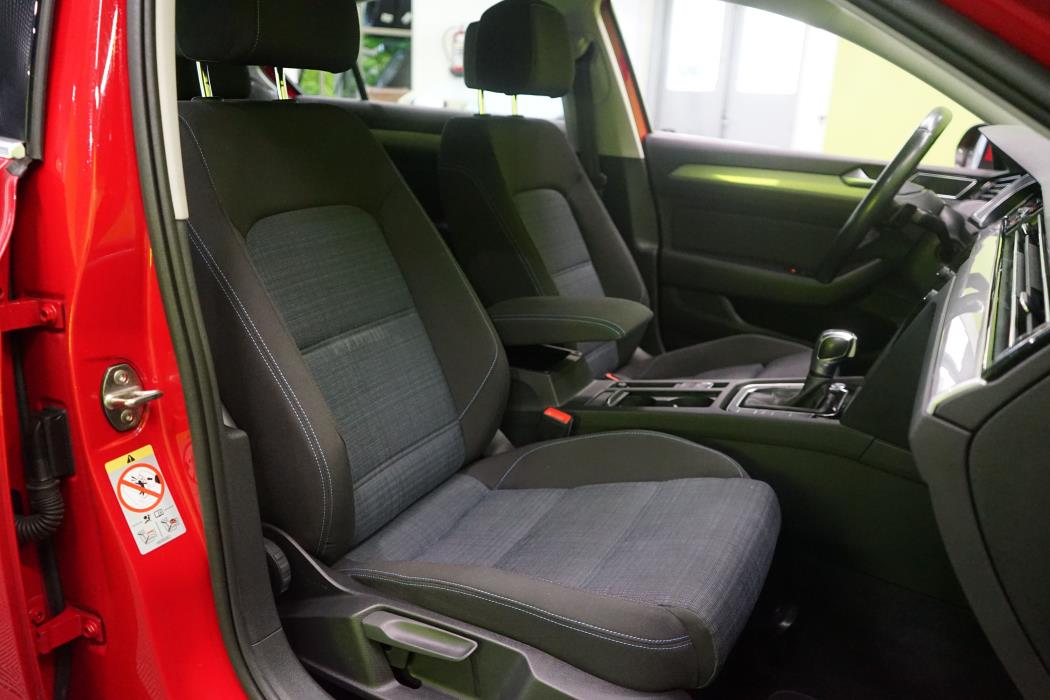 Volkswagen Passat 2021