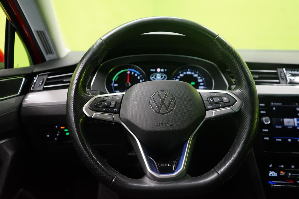 Volkswagen Passat 2021