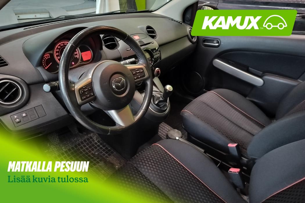 Mazda 2 2012