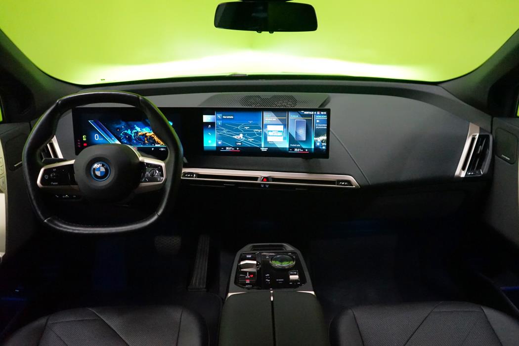 BMW iX 2023