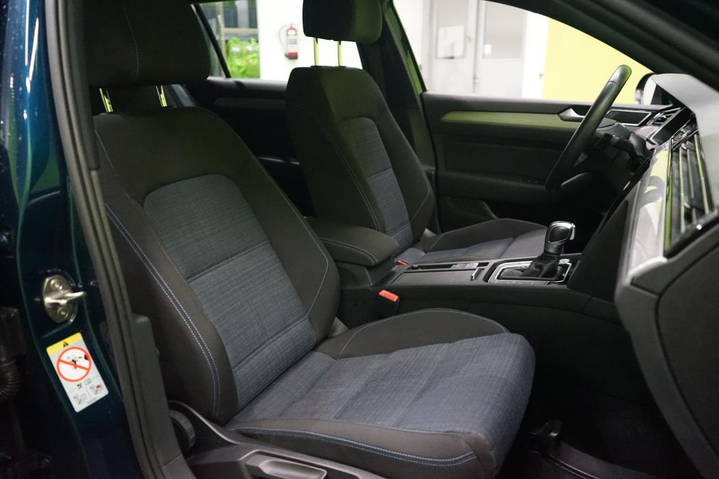 Volkswagen Passat 2022