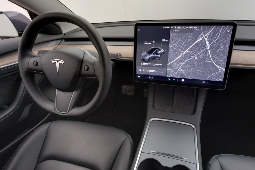 Tesla Model 3 2023