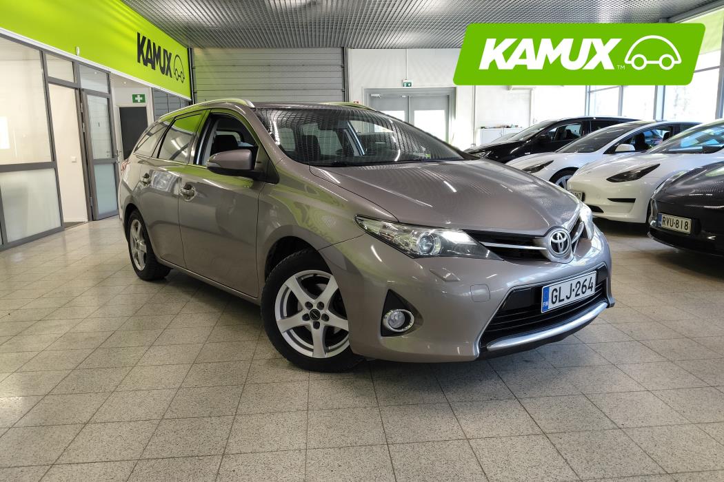 Toyota Auris 2014