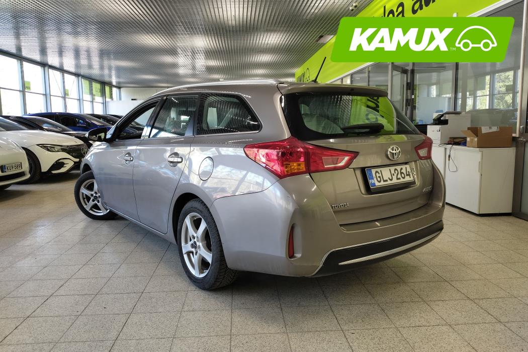 Toyota Auris 2014