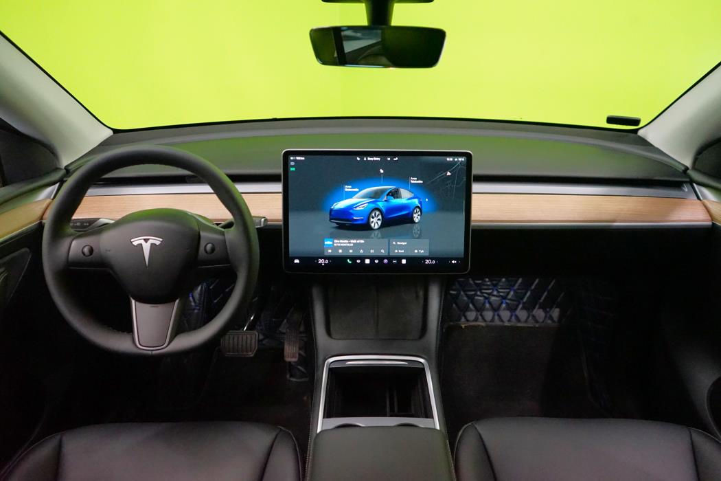 Tesla Model Y 2022