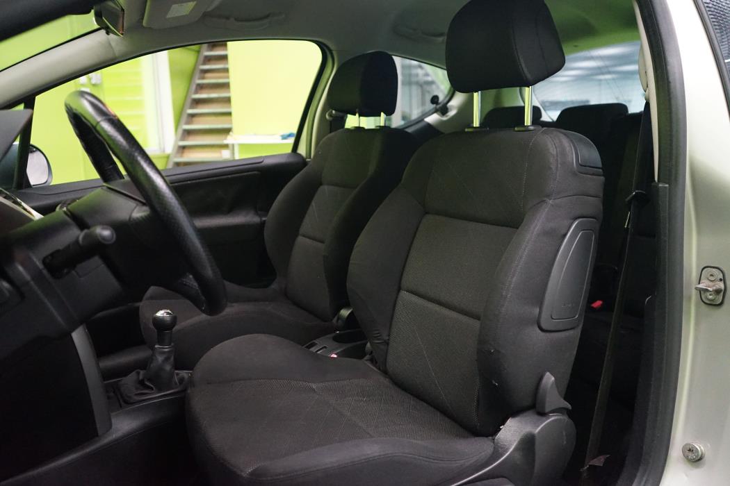 Peugeot 207 2006