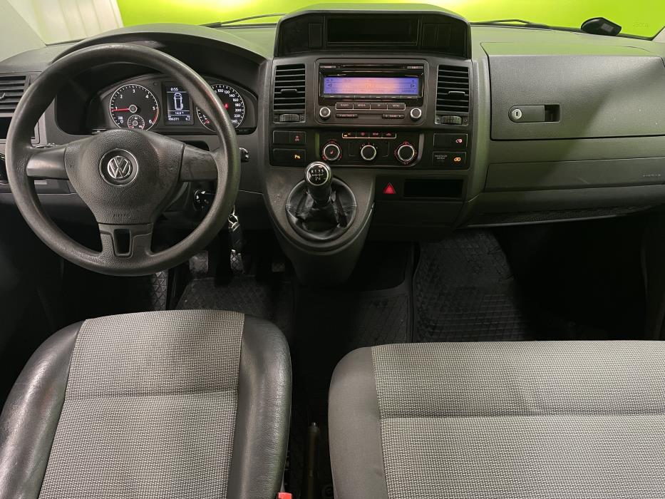 Volkswagen Caravelle 2011