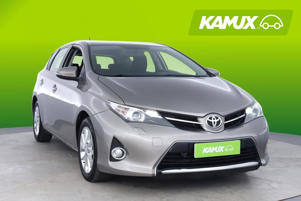 Toyota Auris 2013
