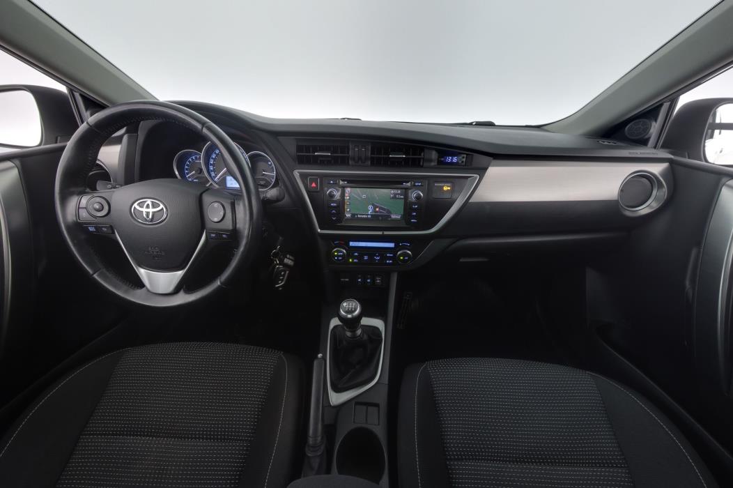 Toyota Auris 2013