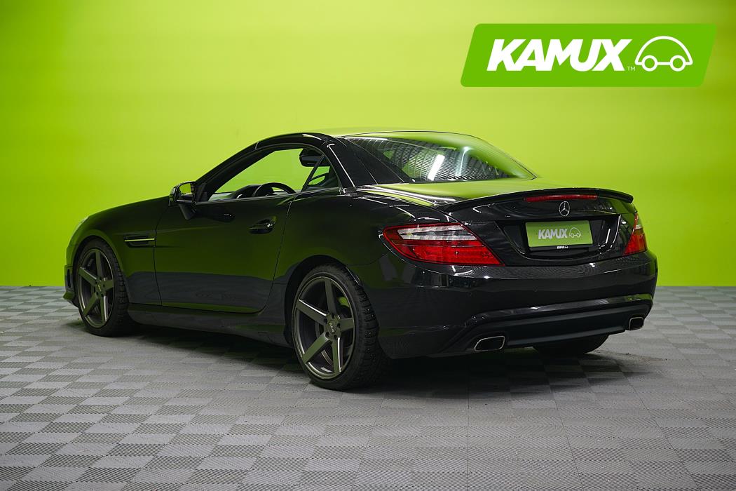 Mercedes-Benz SLK 2011