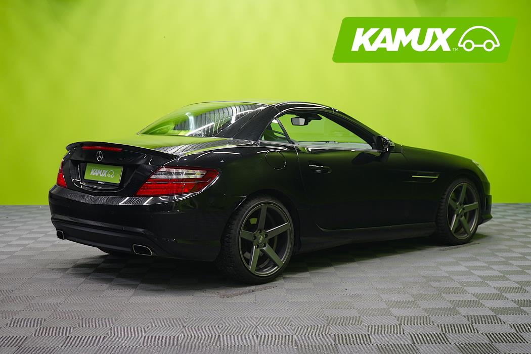 Mercedes-Benz SLK 2011