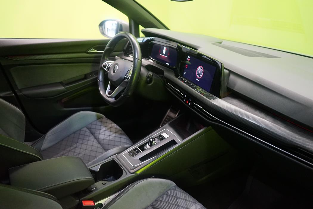 Volkswagen Golf 2021