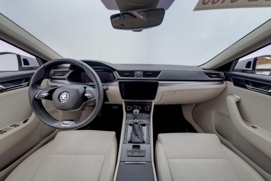 Skoda Superb 2023