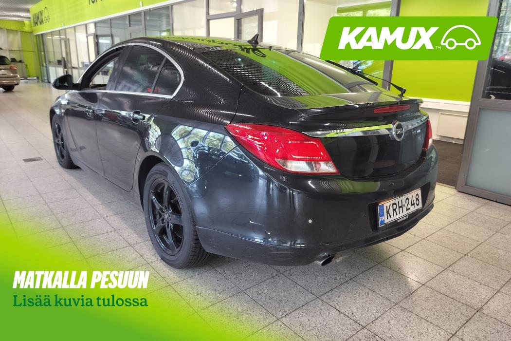 Opel Insignia 2011