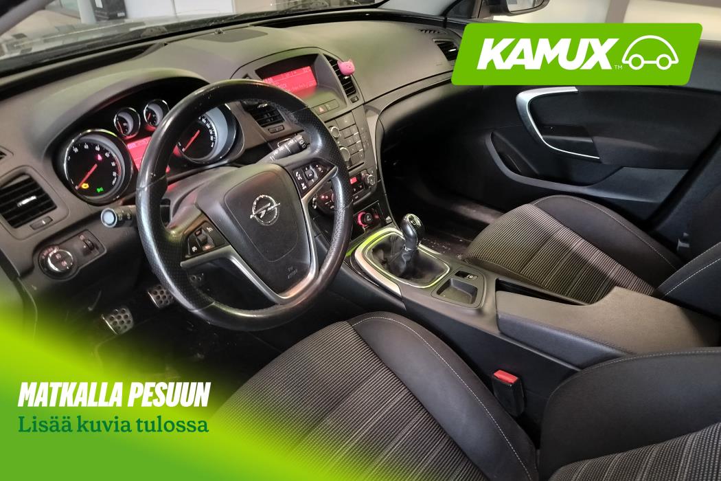Opel Insignia 2011