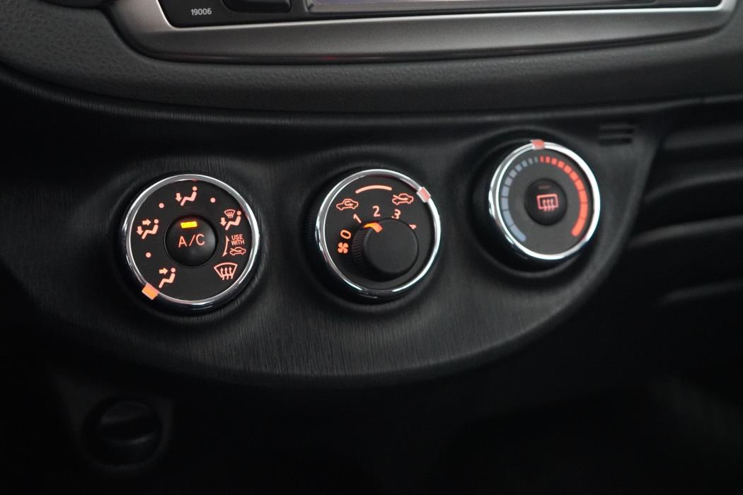 Toyota Yaris 2011