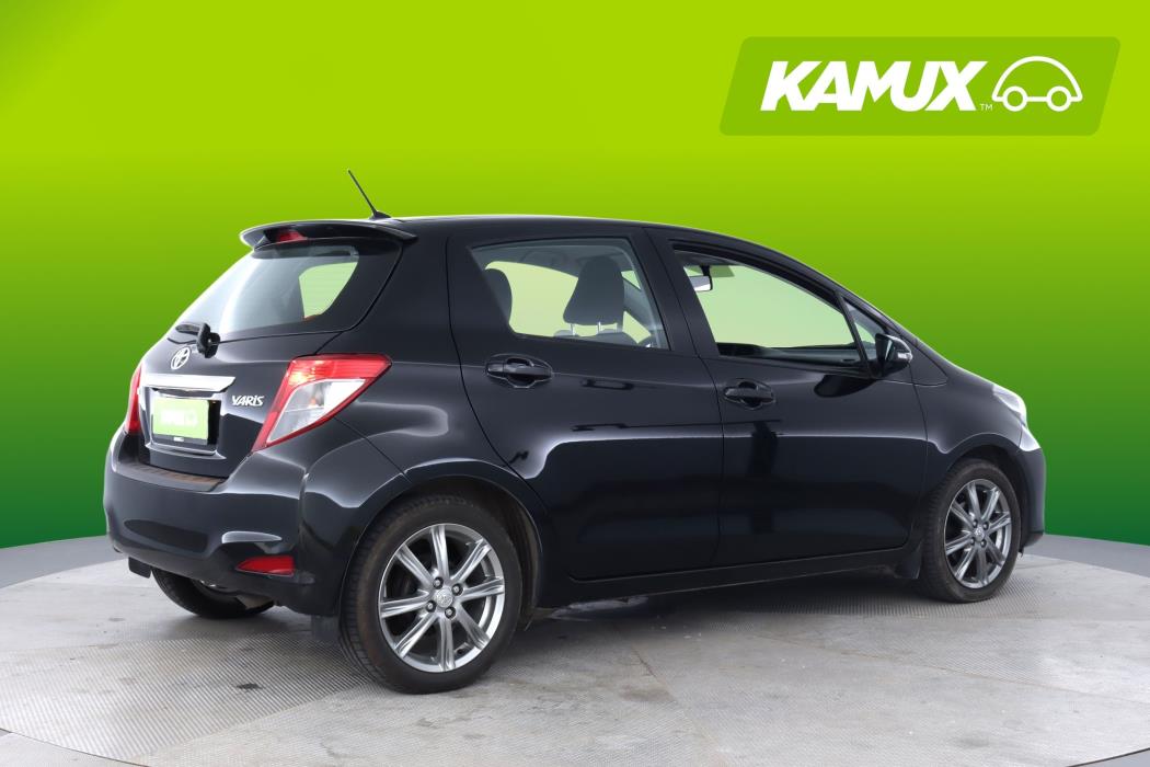 Toyota Yaris 2011