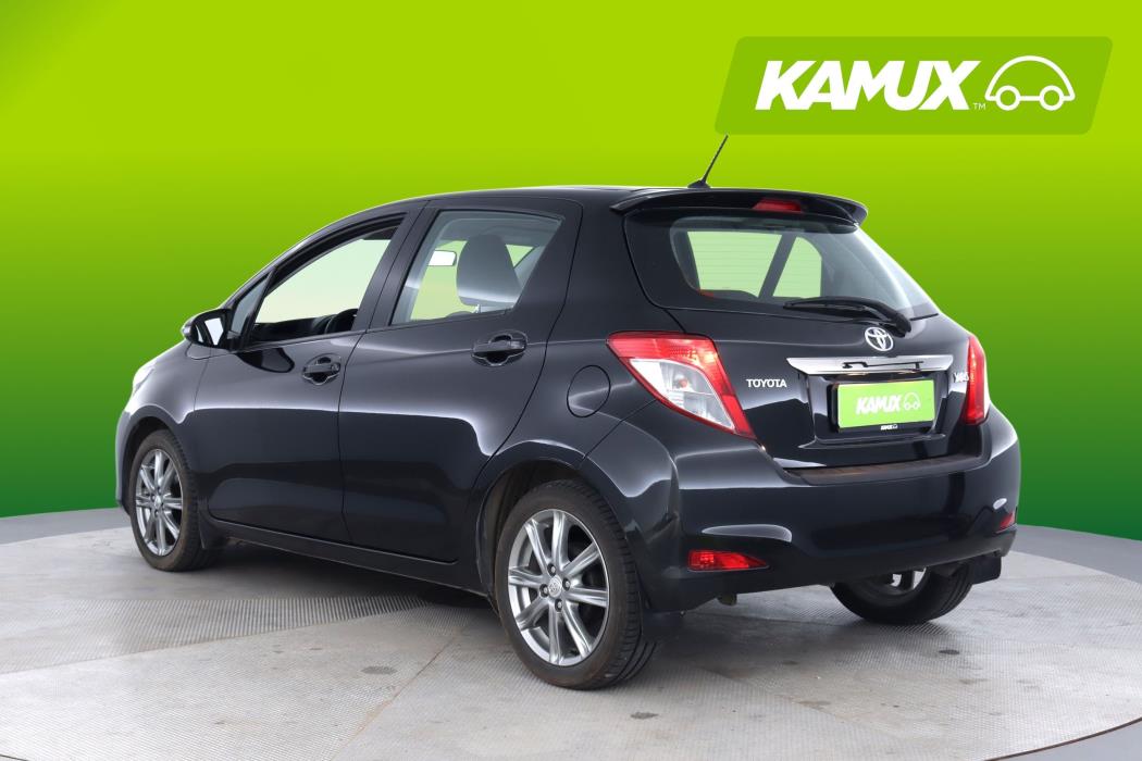 Toyota Yaris 2011