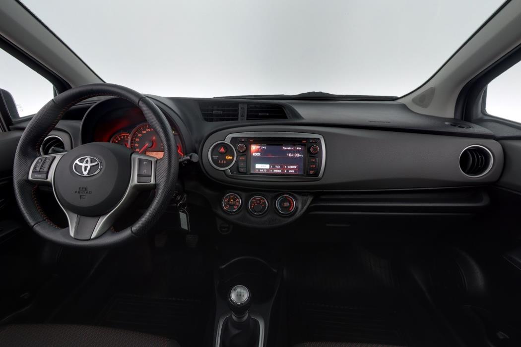 Toyota Yaris 2011