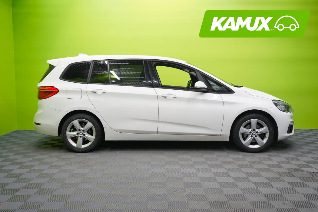 BMW 218 2018