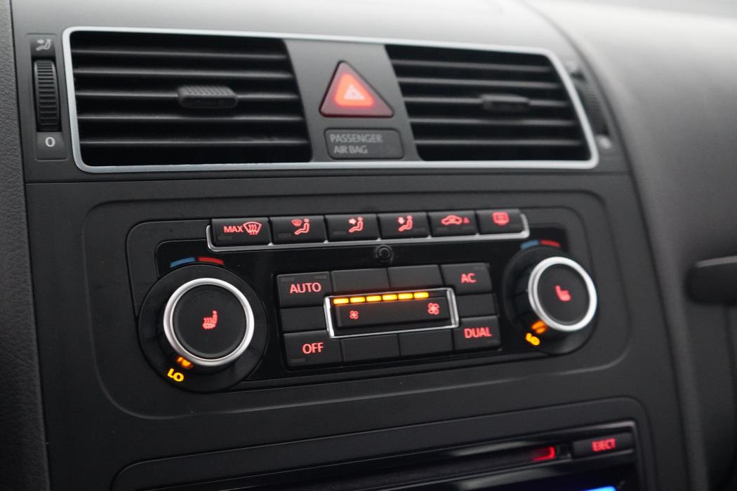 Volkswagen Touran 2011