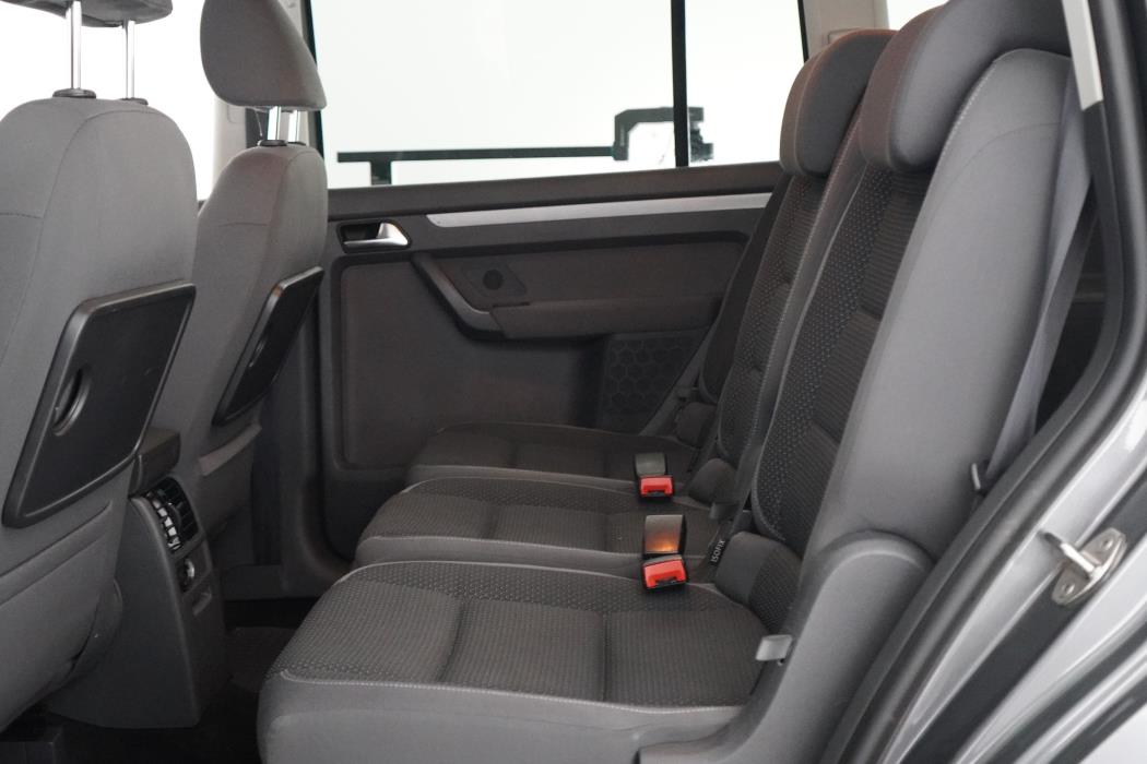 Volkswagen Touran 2011