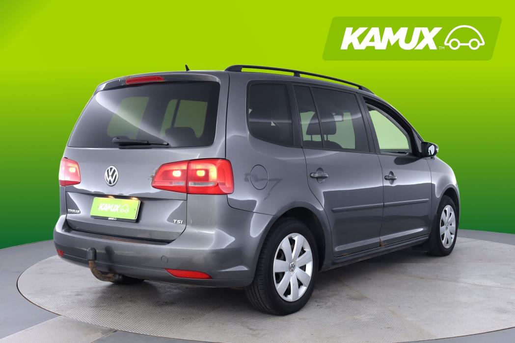 Volkswagen Touran 2011