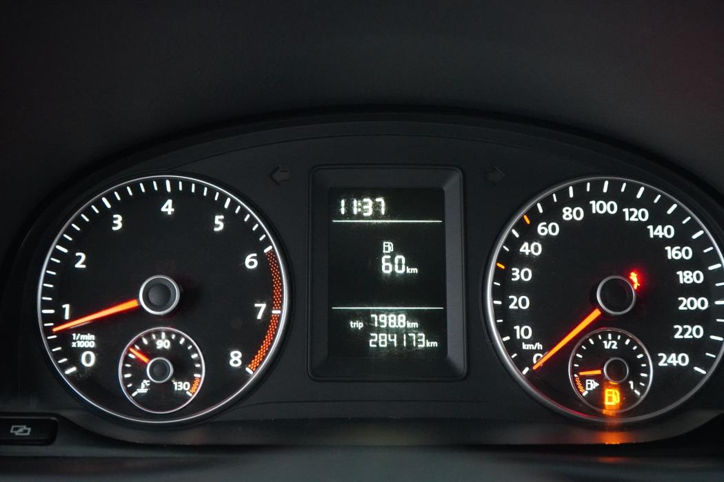 Volkswagen Touran 2011