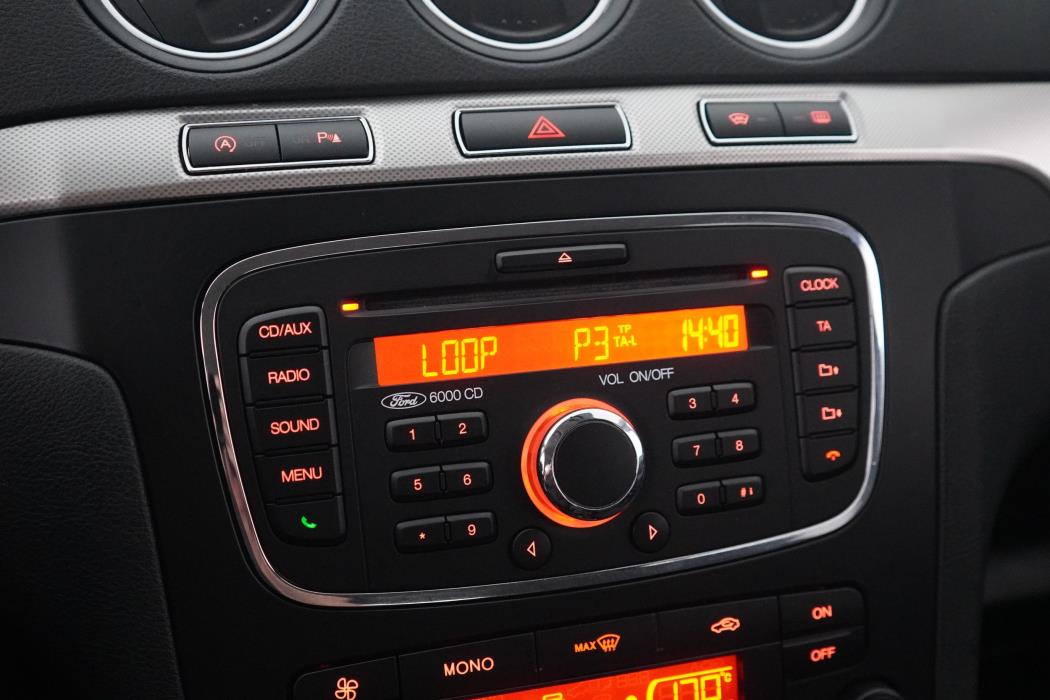 Ford S-MAX 2012