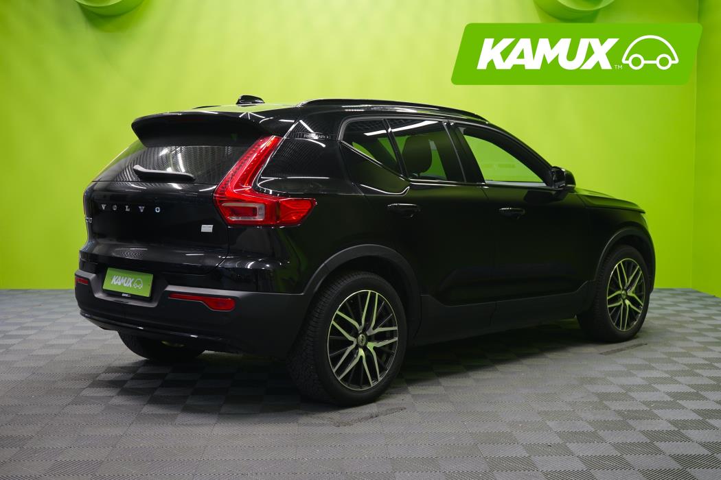 Volvo XC40 2023