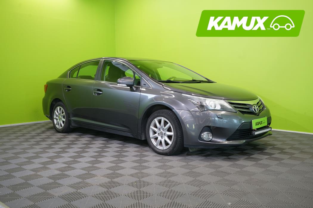 Toyota Avensis 2013