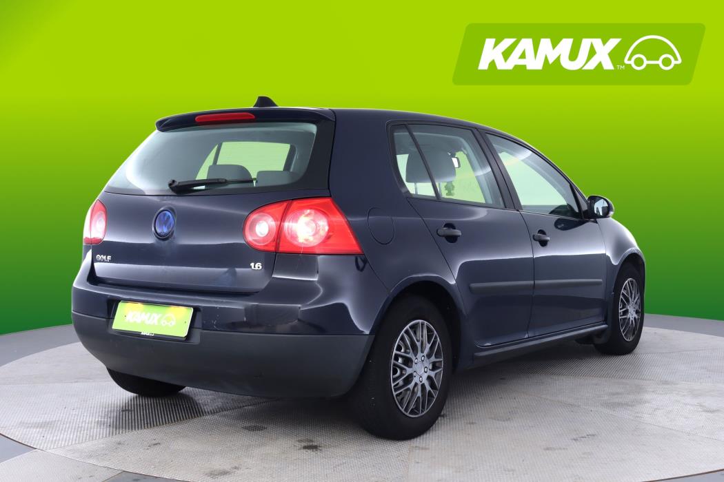 Volkswagen Golf 2005