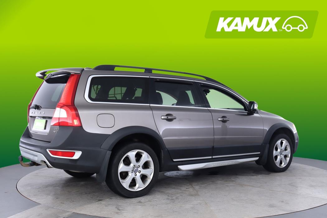 Volvo XC70 2010