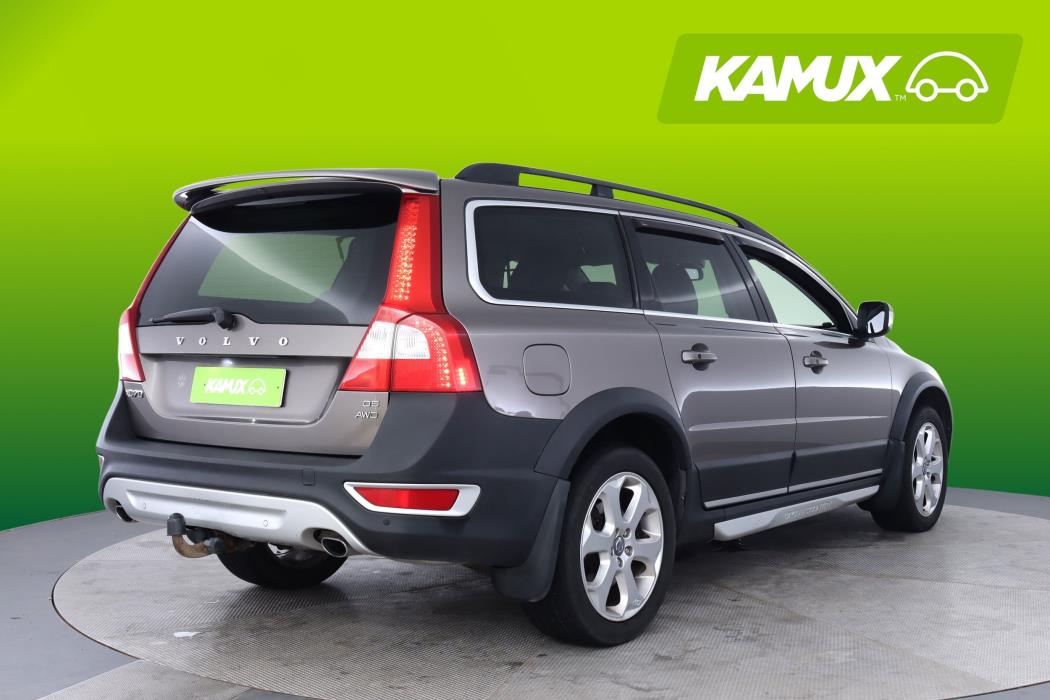 Volvo XC70 2010