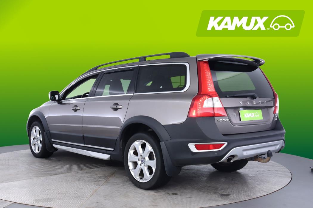 Volvo XC70 2010