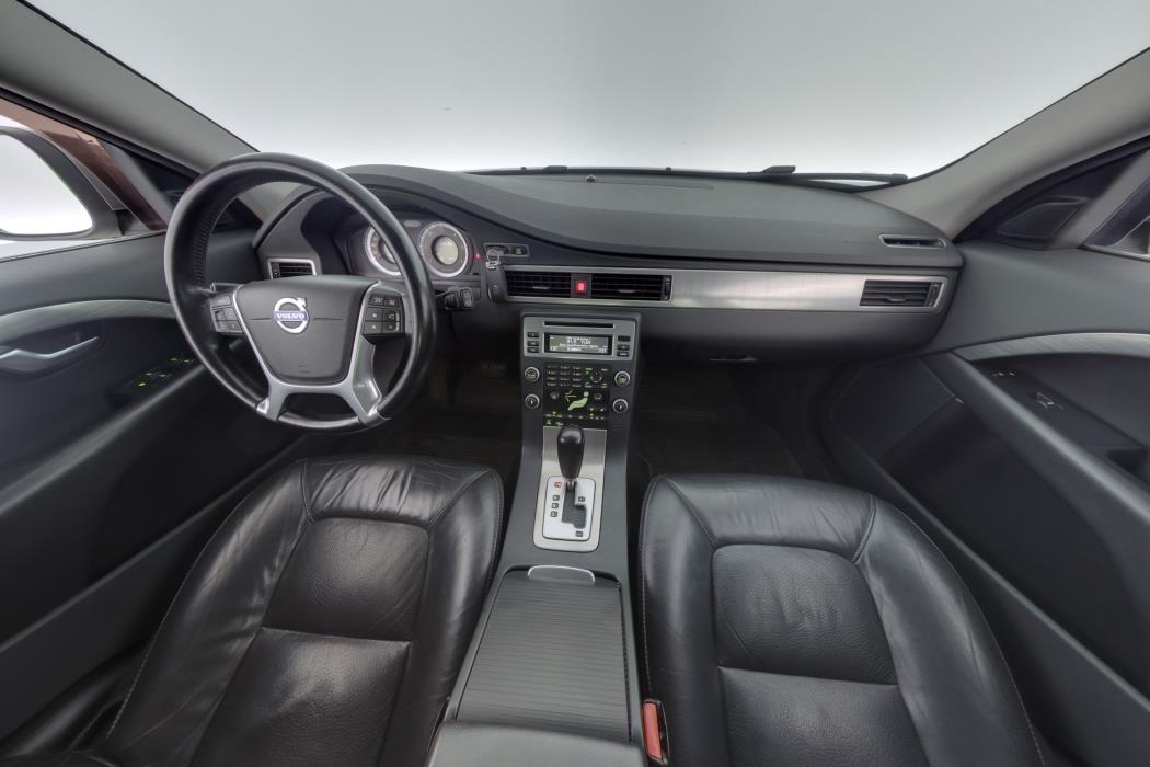 Volvo XC70 2010