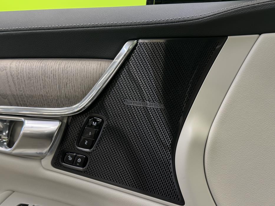 Volvo S90 2023