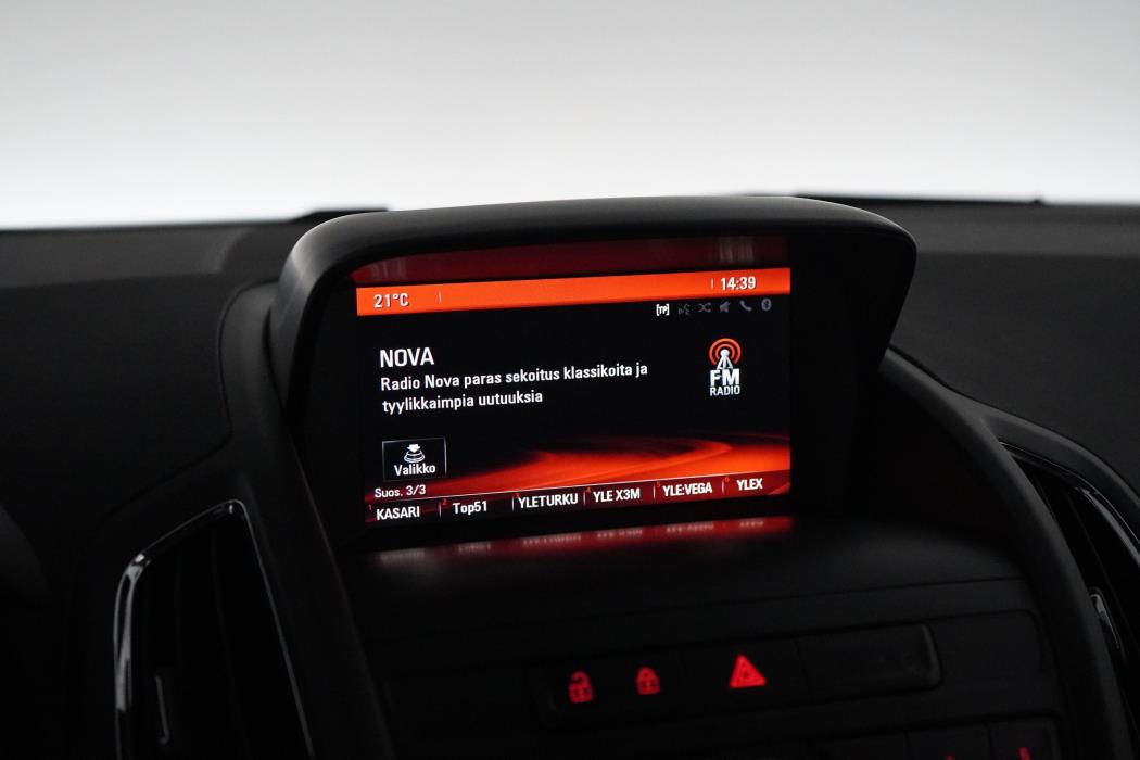 Opel Zafira Tourer 2015