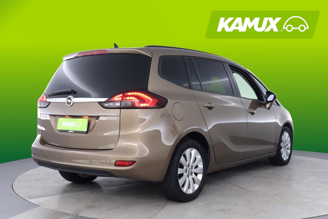 Opel Zafira Tourer 2015