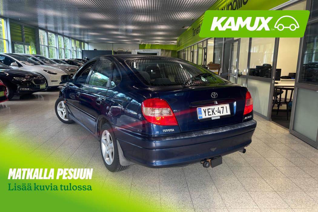 Toyota Avensis 2002