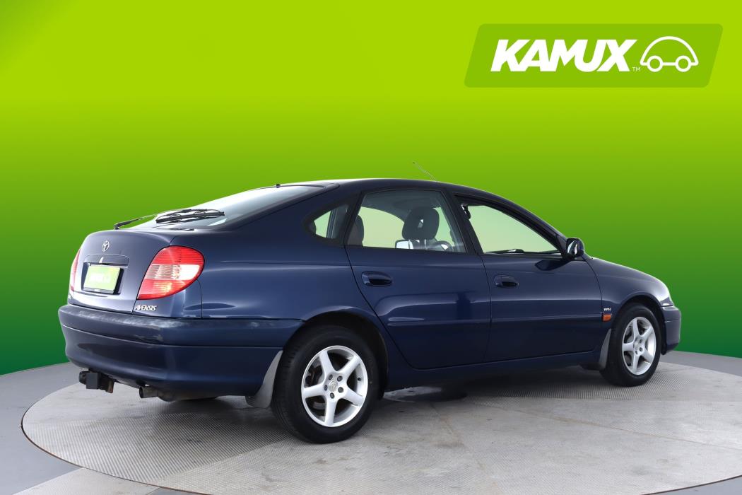 Toyota Avensis 2002