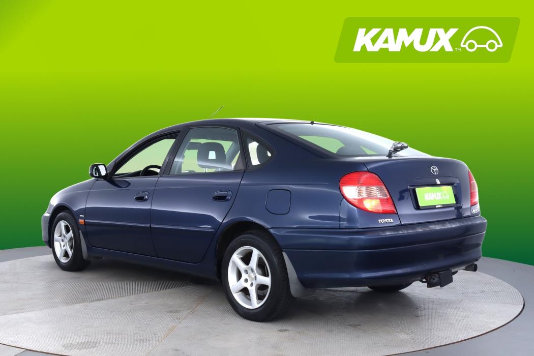 Toyota Avensis 2002