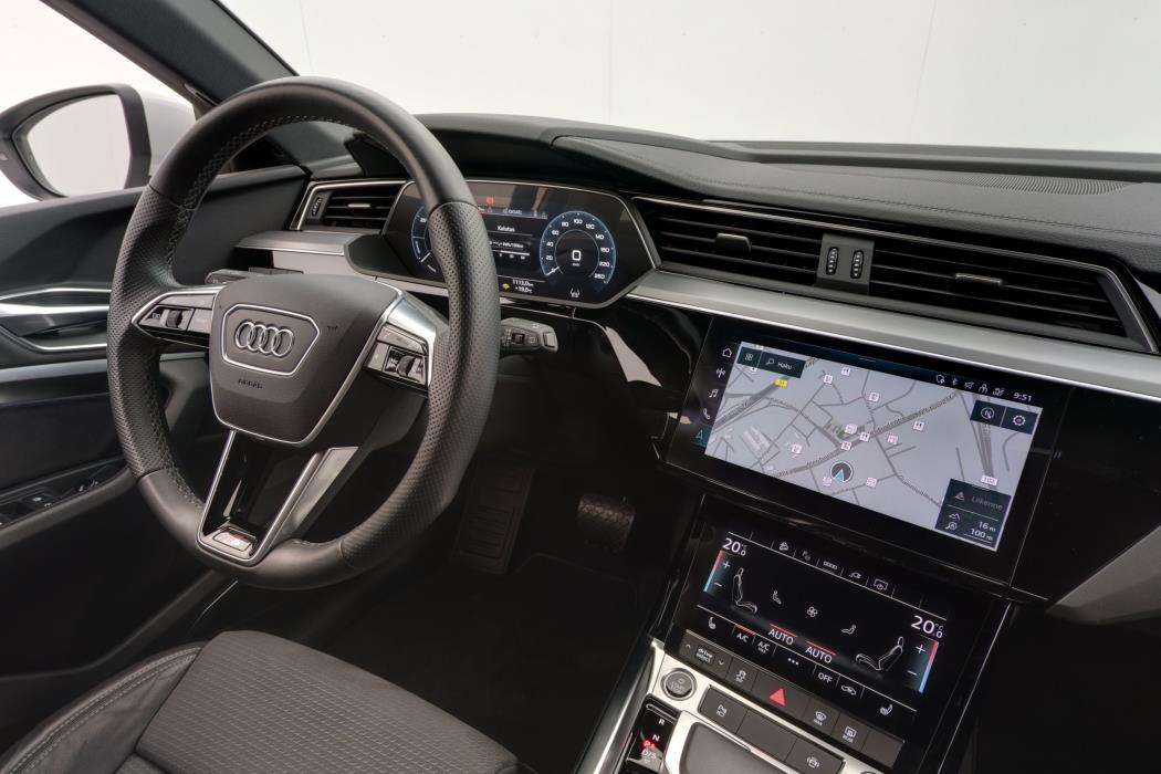 Audi e-tron 2022