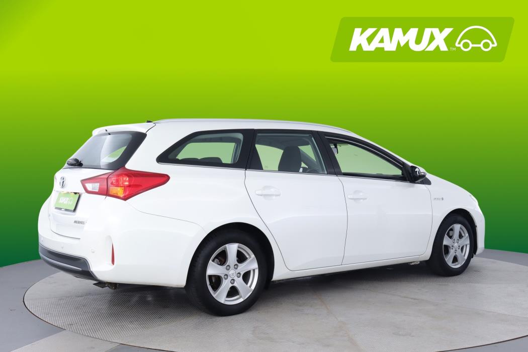 Toyota Auris 2013