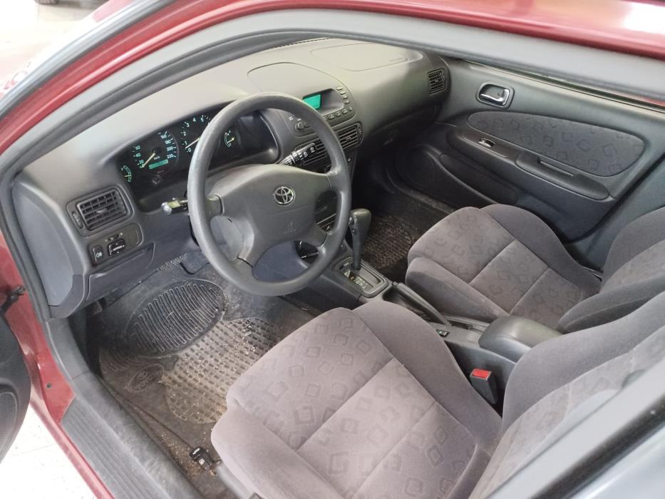 Toyota Corolla 2000