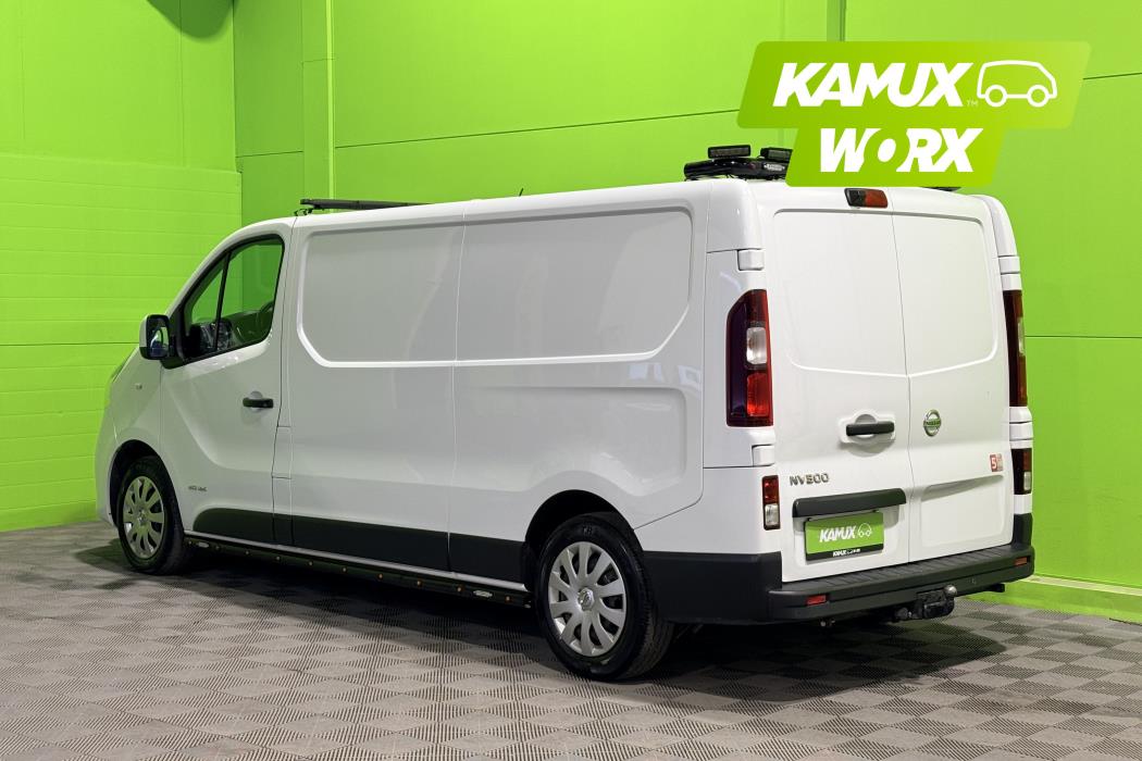 Nissan NV300 2020