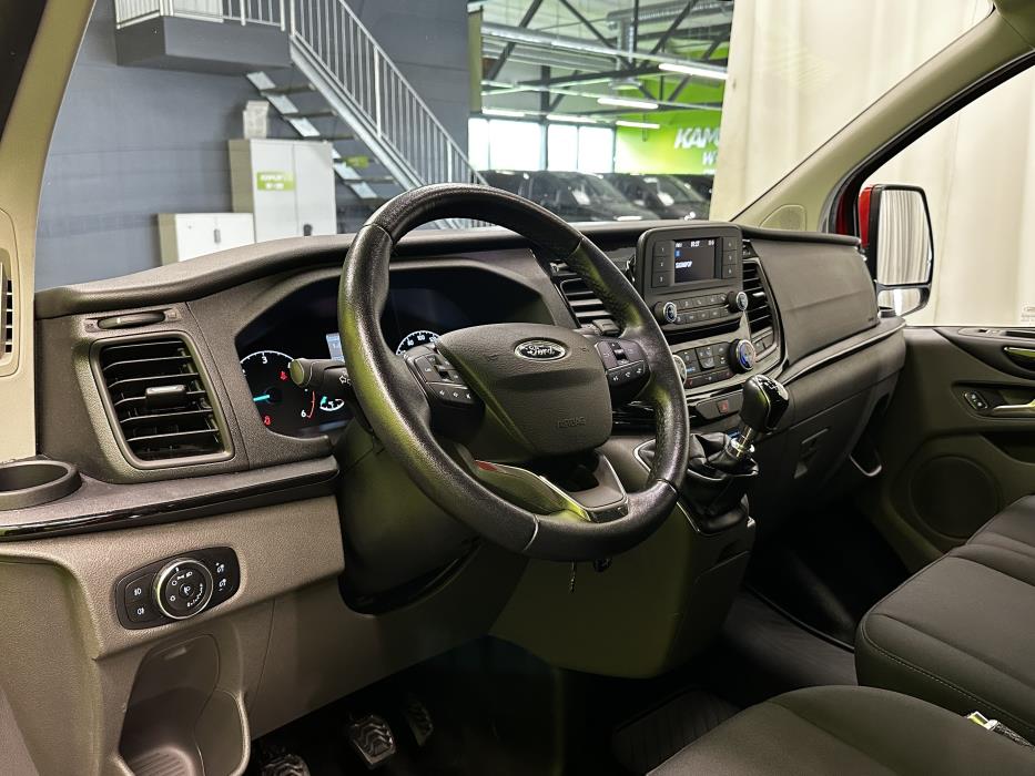 Ford Tourneo Custom 2021