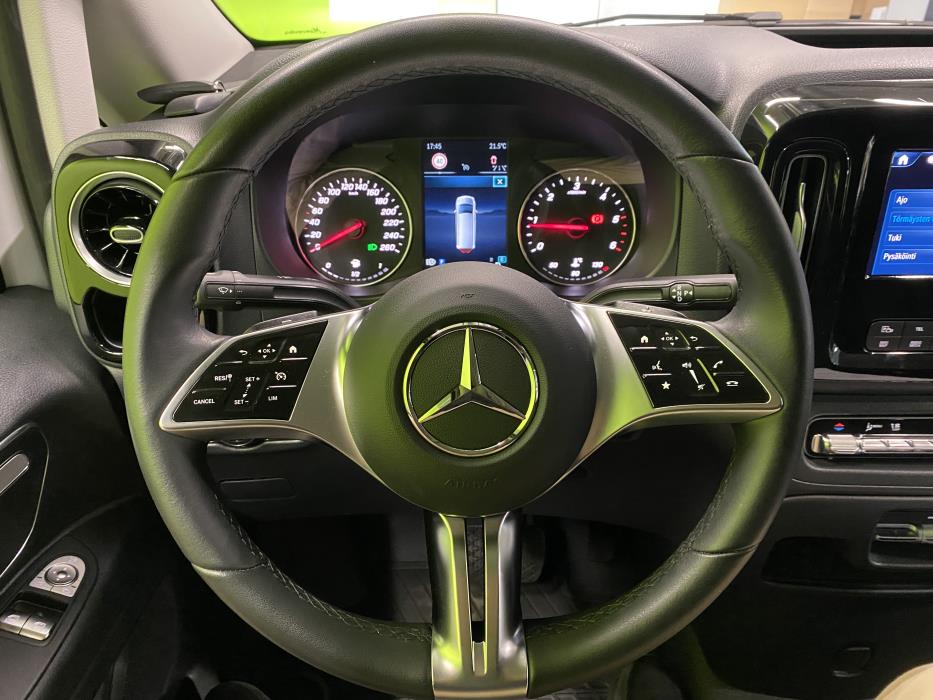 Mercedes-Benz Vito 2025