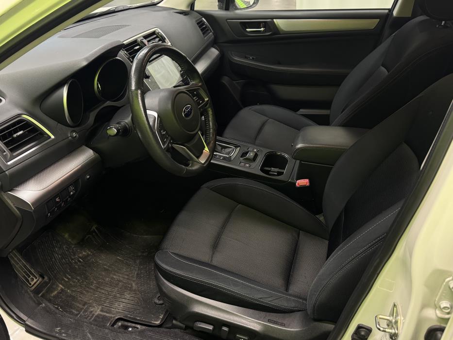Subaru Outback 2018