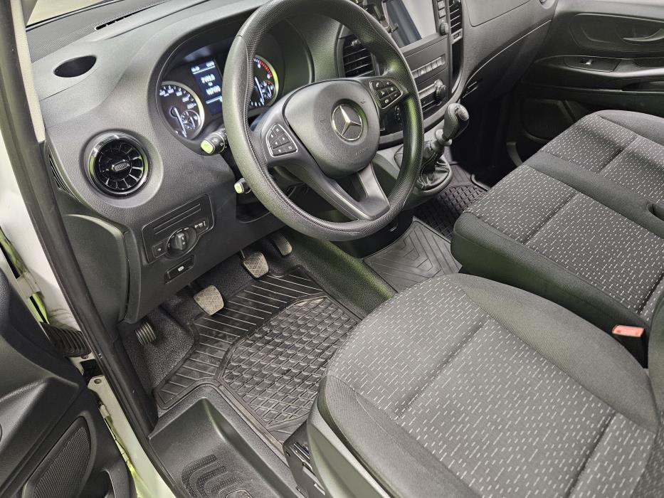 Mercedes-Benz Vito 2021